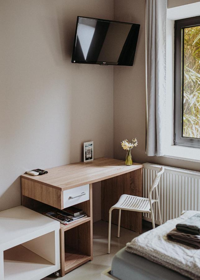 Private Rooms At Hostel63 زغرب المظهر الخارجي الصورة